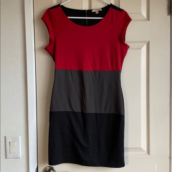 Color block mini dress - Picture 2 of 4